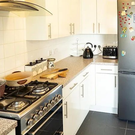 Adorable Hackney Flat With Balcony Apartment London Exterior photo