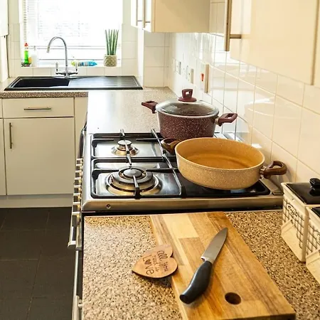 Adorable Hackney Flat With Balcony Apartment London Exterior photo