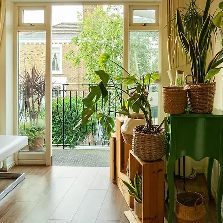 Adorable Hackney Flat With Balcony Apartment London Exterior photo