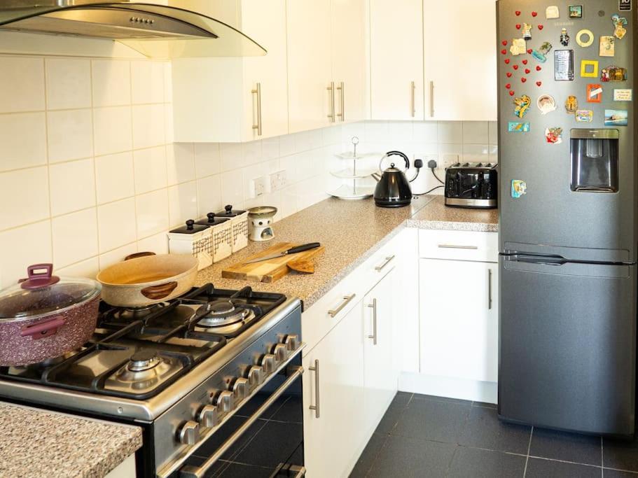 Adorable Hackney Flat With Balcony Appartement Londres